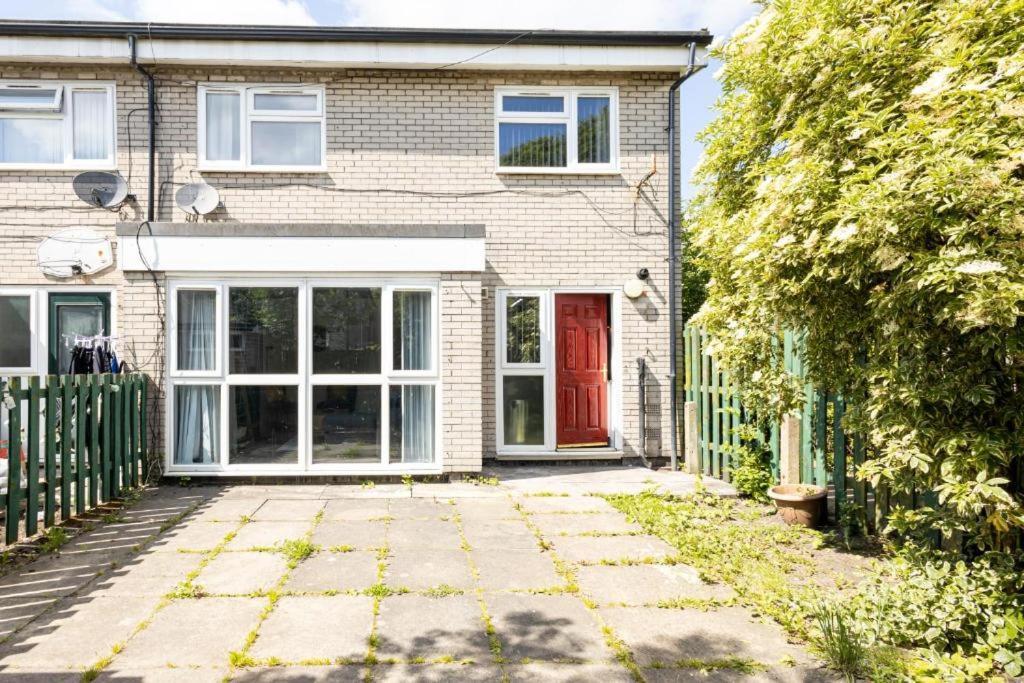 Townhouse In Old Trafford Holiday home Manchester